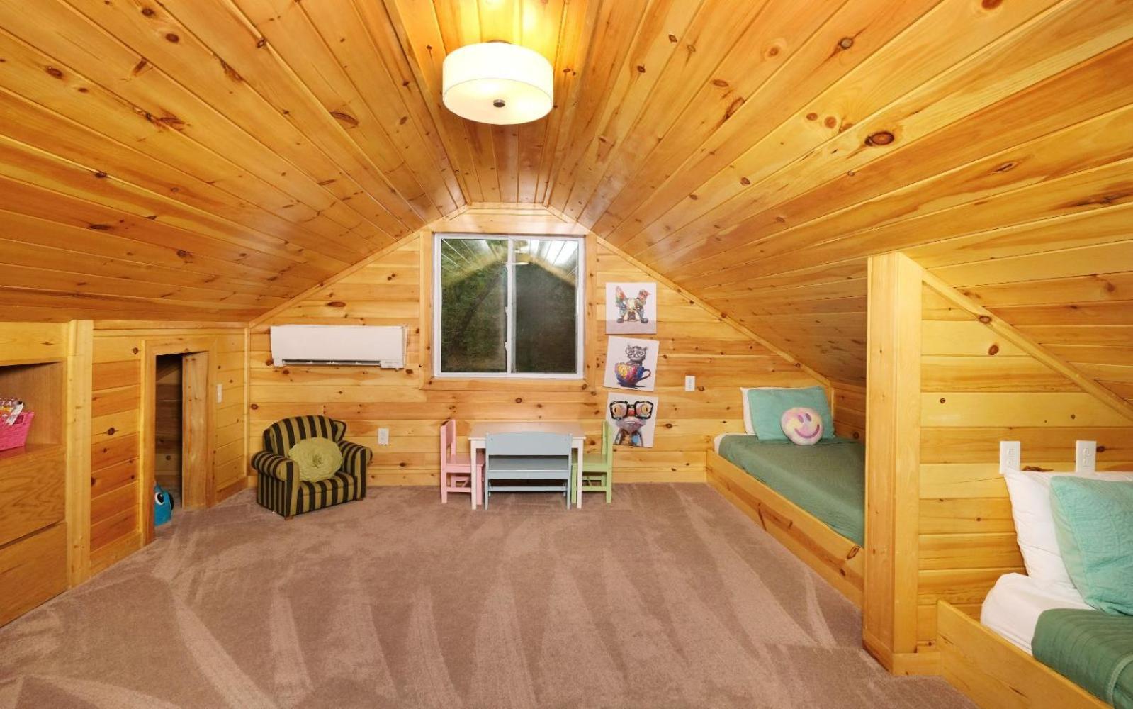 Shady Creek Villa Гетлинбург Екстериор снимка