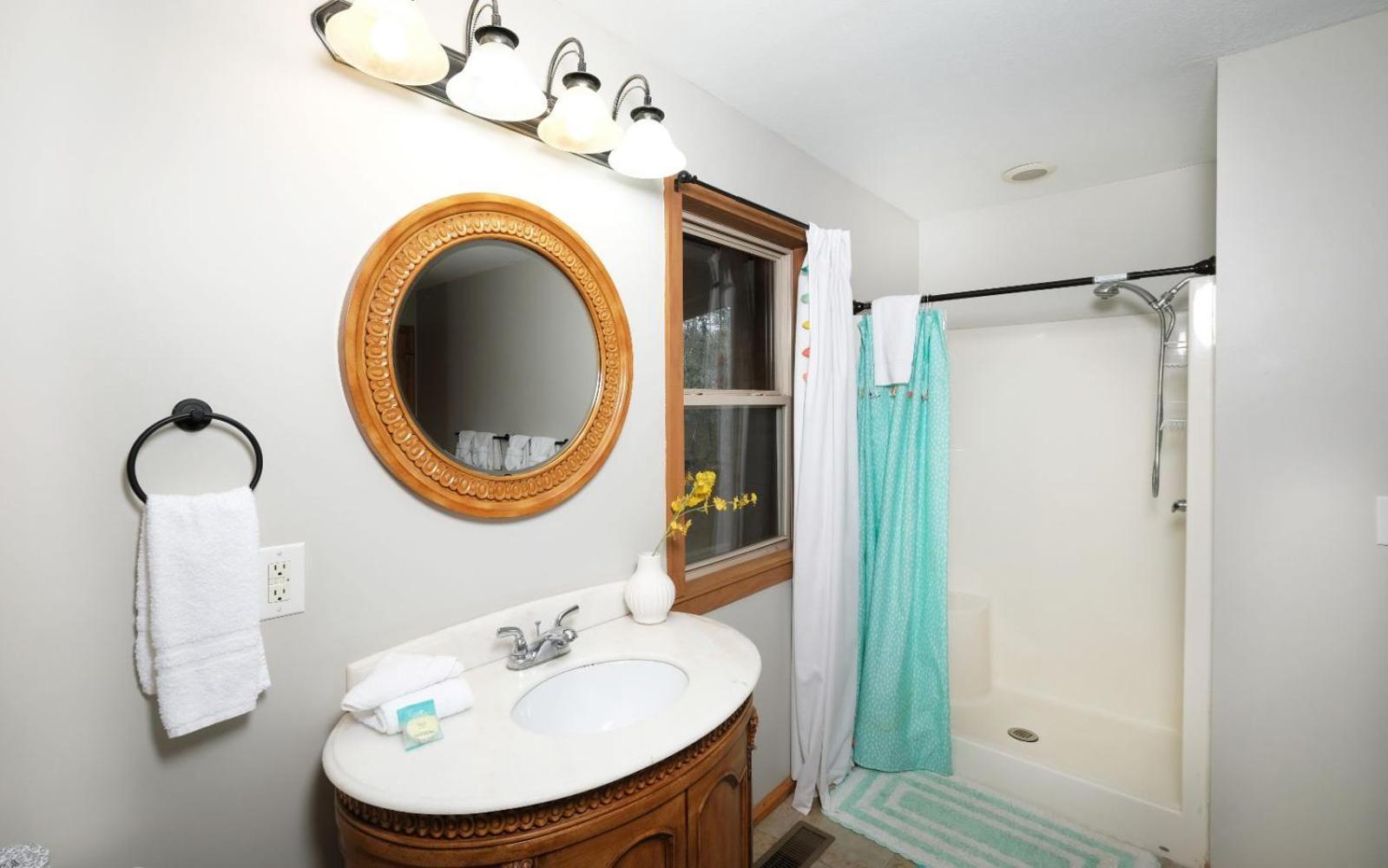 Shady Creek Villa Гетлинбург Екстериор снимка
