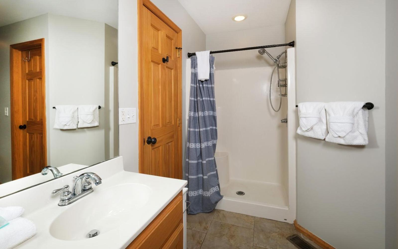 Shady Creek Villa Гетлинбург Екстериор снимка