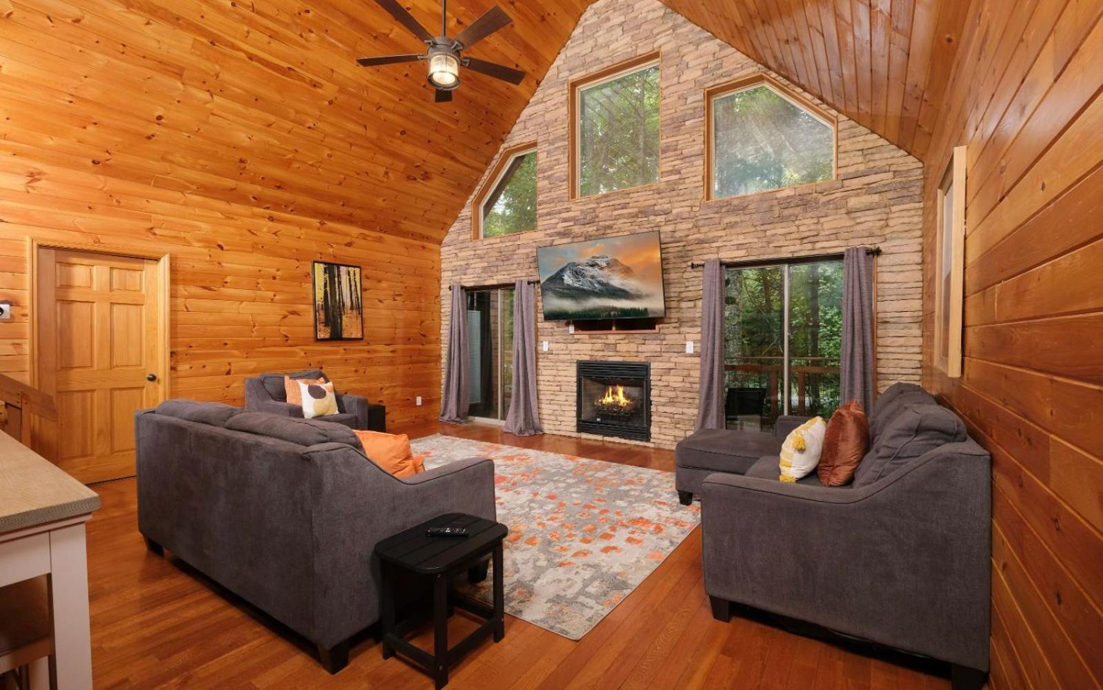 Shady Creek Villa Гетлинбург Екстериор снимка
